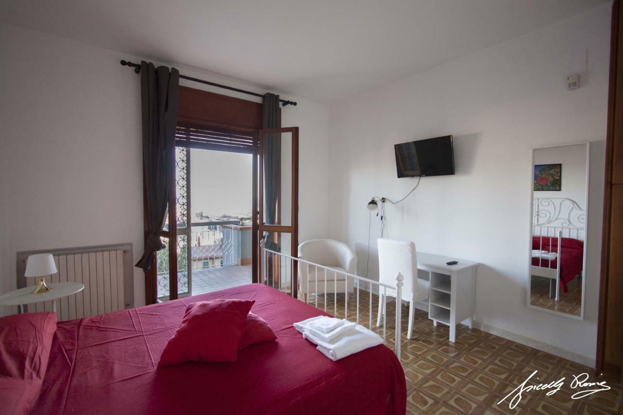 Le ginestre Bed and Breakfast Salerno Esterno foto