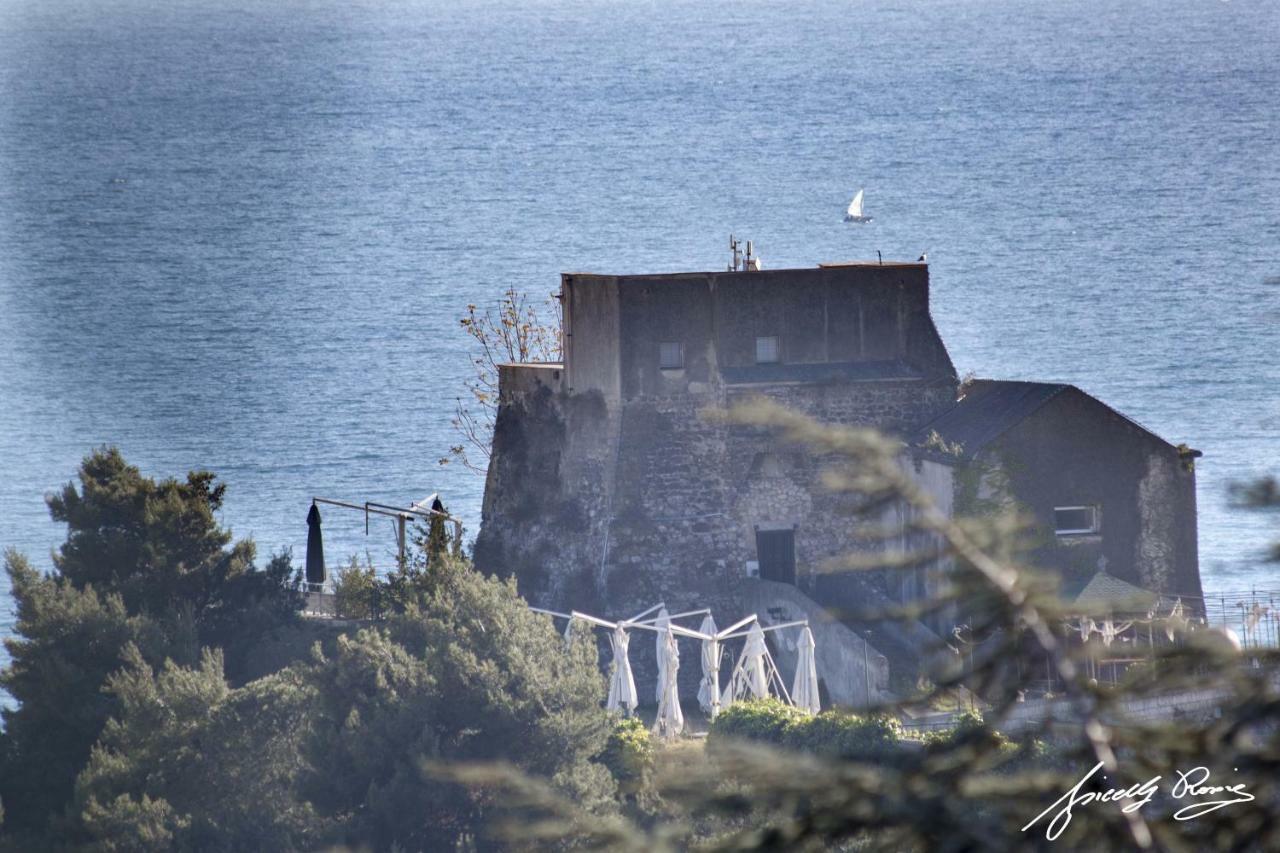 Le ginestre Bed and Breakfast Salerno Esterno foto